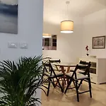 Casa Con Jardin 코스타 테기세