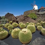 Casa Con Jardin كوستا تاغيسي
