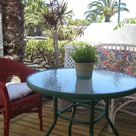 Casa Con Jardín Costa Teguise