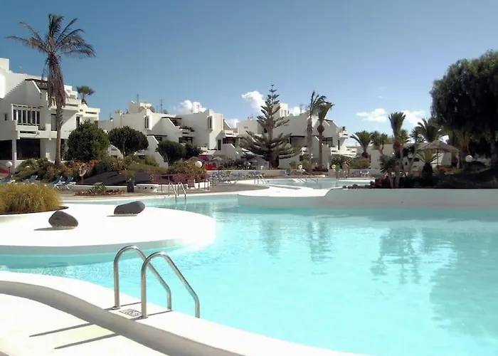 Casa Con Jardin * Costa Teguise